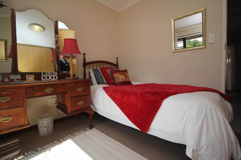 3 Bedroom Property for Sale in Hersham Western Cape